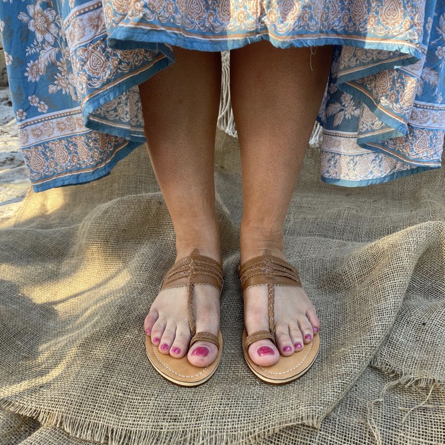 indian toe loop sandals