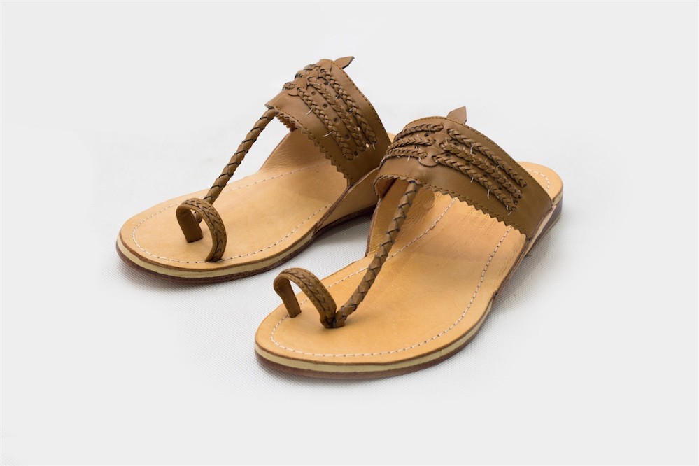 toe thong sandals