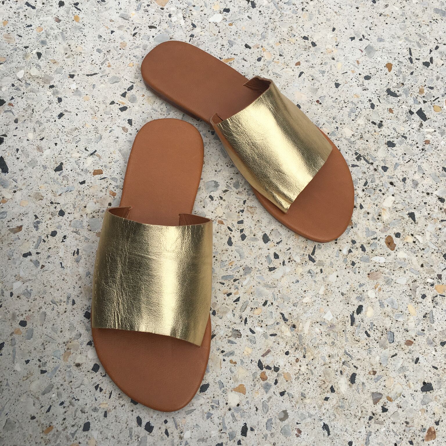 slides leather