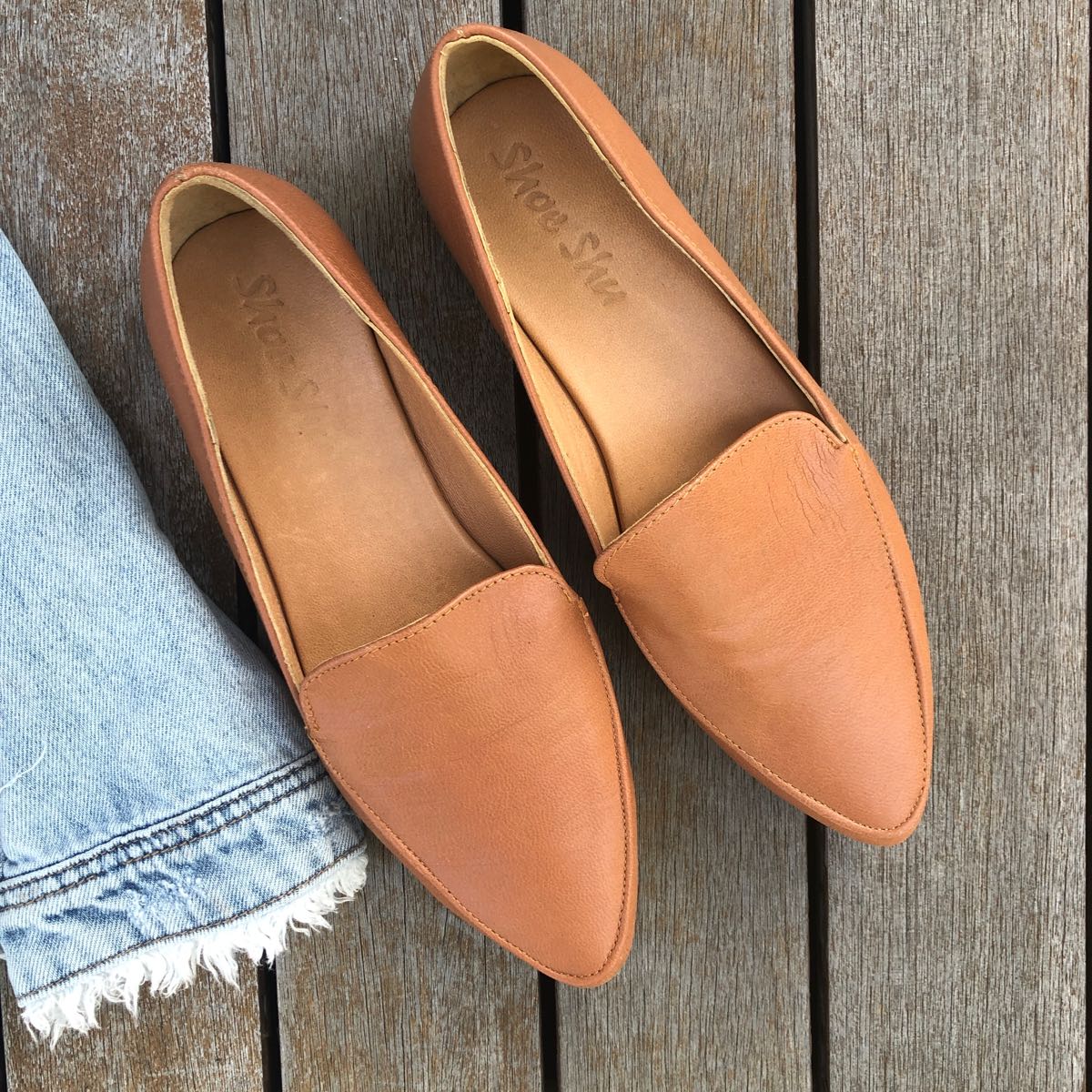 LEATHER POINTED LOAFER – Shoe Shu