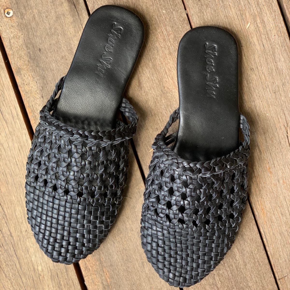 LEATHER WOVEN CAGE SLIDE – Shoe Shu